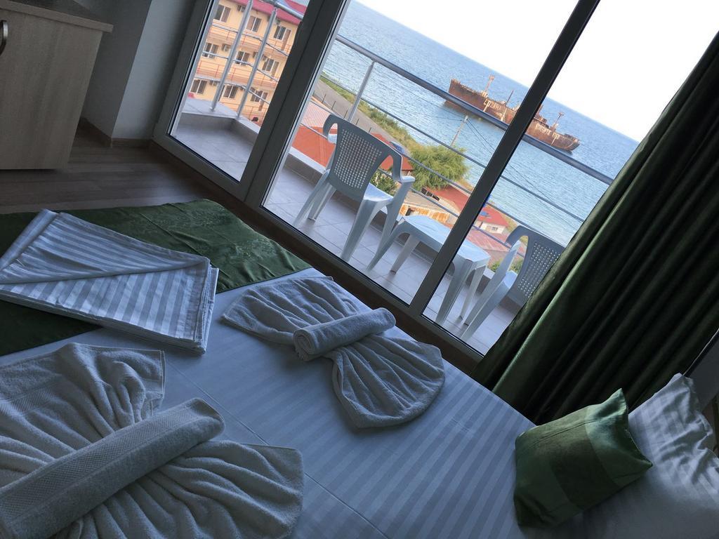 Pensiunea Andra Costinesti Esterno foto